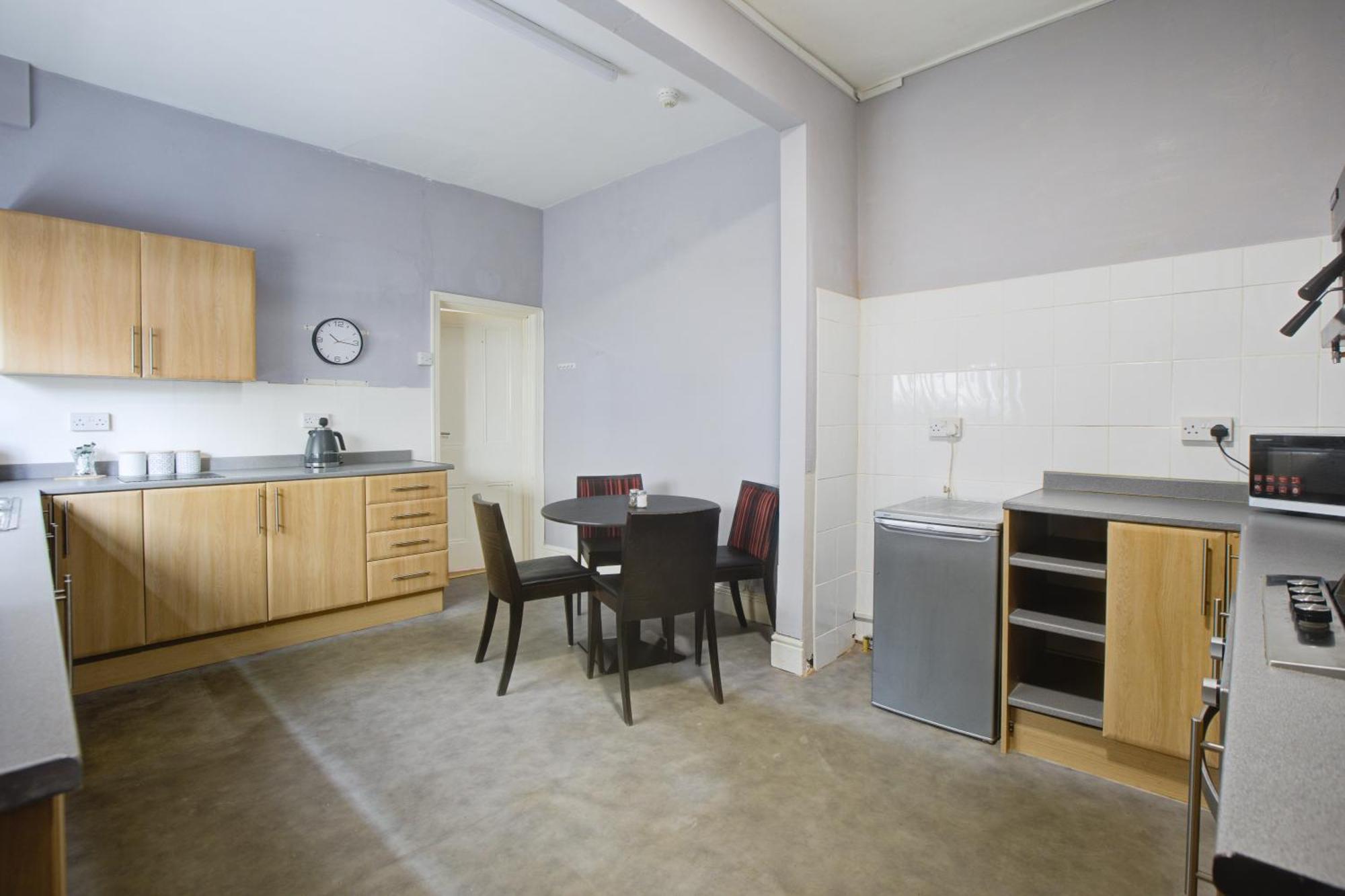 The Sandringham Court & Welcoming Large And Small Groups For 15 Years Hotel