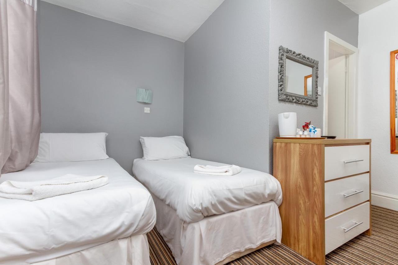 Hotel The Sandringham Court & Welcoming Large And Small Groups For 15 Years Blackpool